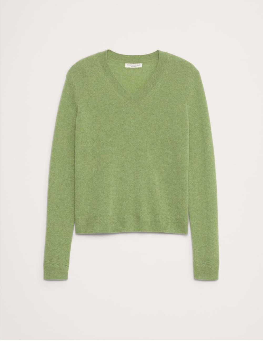 LIGHTWEIGHT CASHMERE V-NECK SWEATER